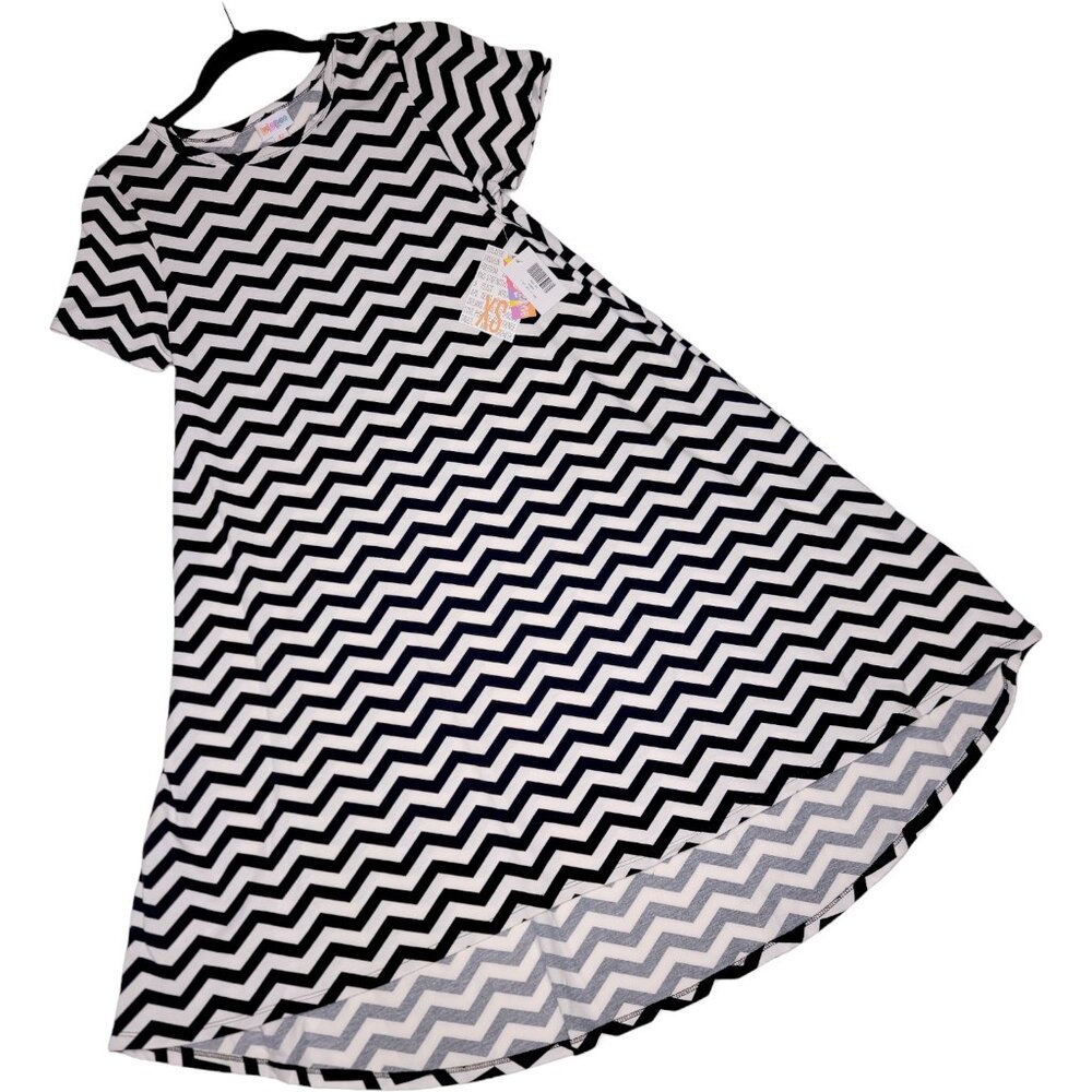 LuLaRoe Carly Dress XS Chevron Black White Zigzag High Low A-Line Swing